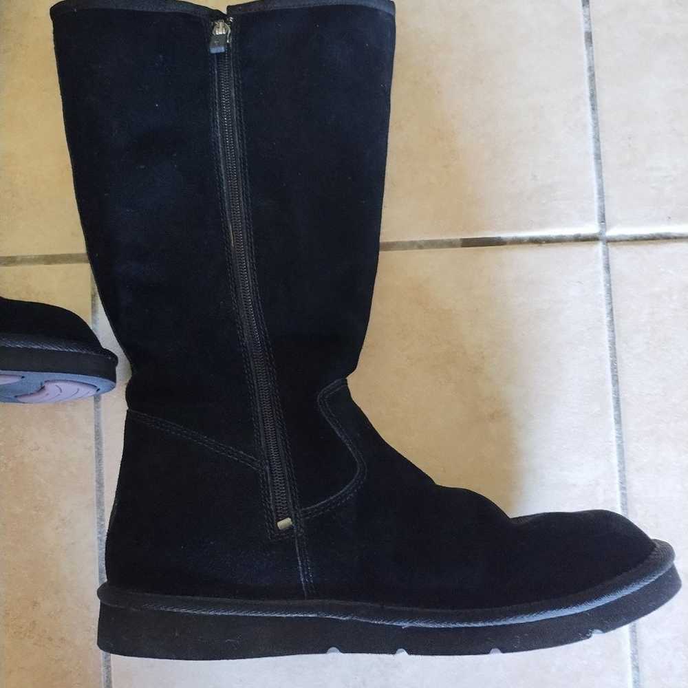 New UGG Women Alber Winter Fashion boots Size 12 - image 2
