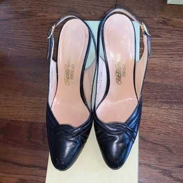 Vtg 70s Saks Fifth Avenue black leather heels