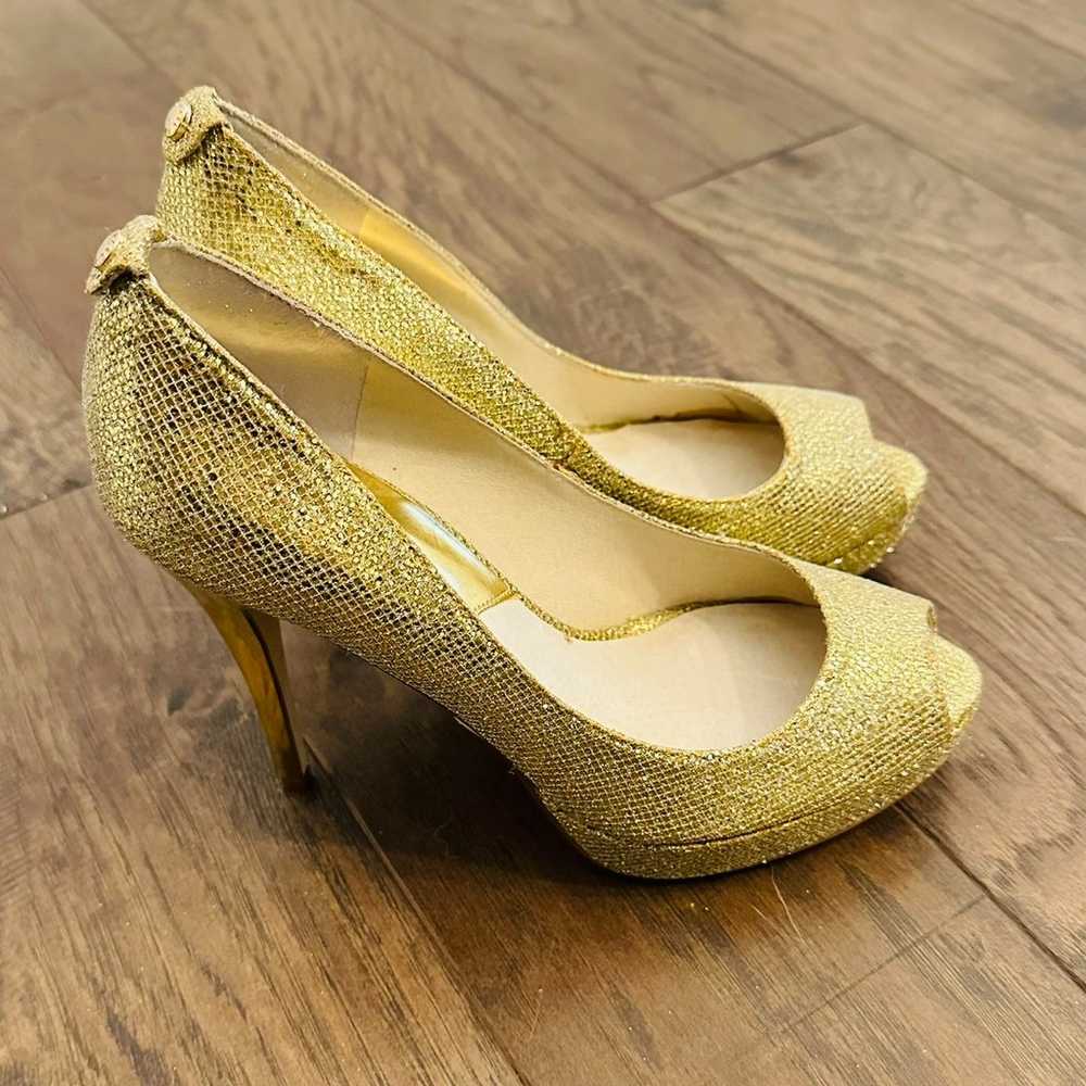 Michael Kors Open Toe‎ Gold Platform Heels (Size … - image 5