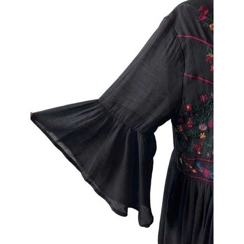 Umgee Embroidered Bell Sleeve Crepe Flowy Lined S… - image 6
