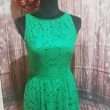 Max Studio Green sleeveless lace dress - small - image 1