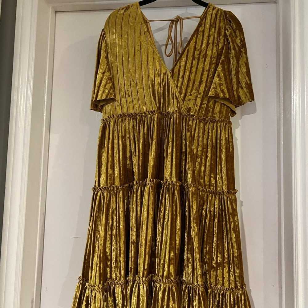 Gold  crinkled tiered, velvet dress - image 1