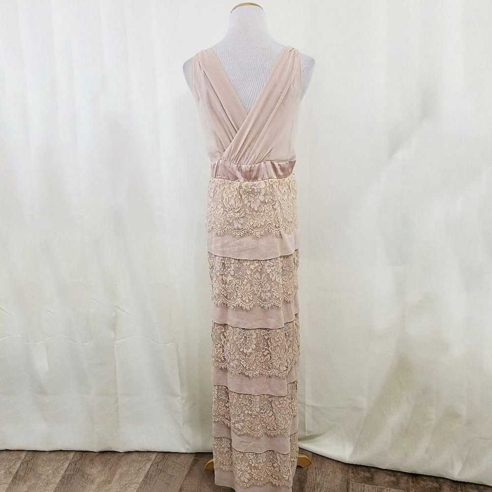 Marina tiered lace maci drrss formal gown tan sil… - image 3