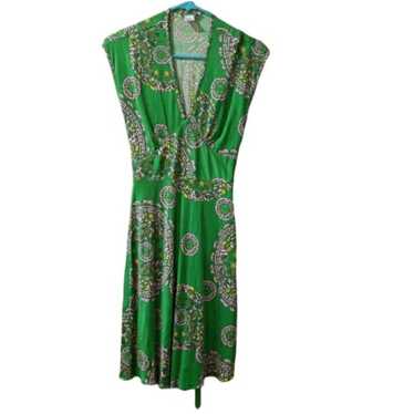 Nieves Lavi Green 100% Silk Dragon Tie Waist Dress