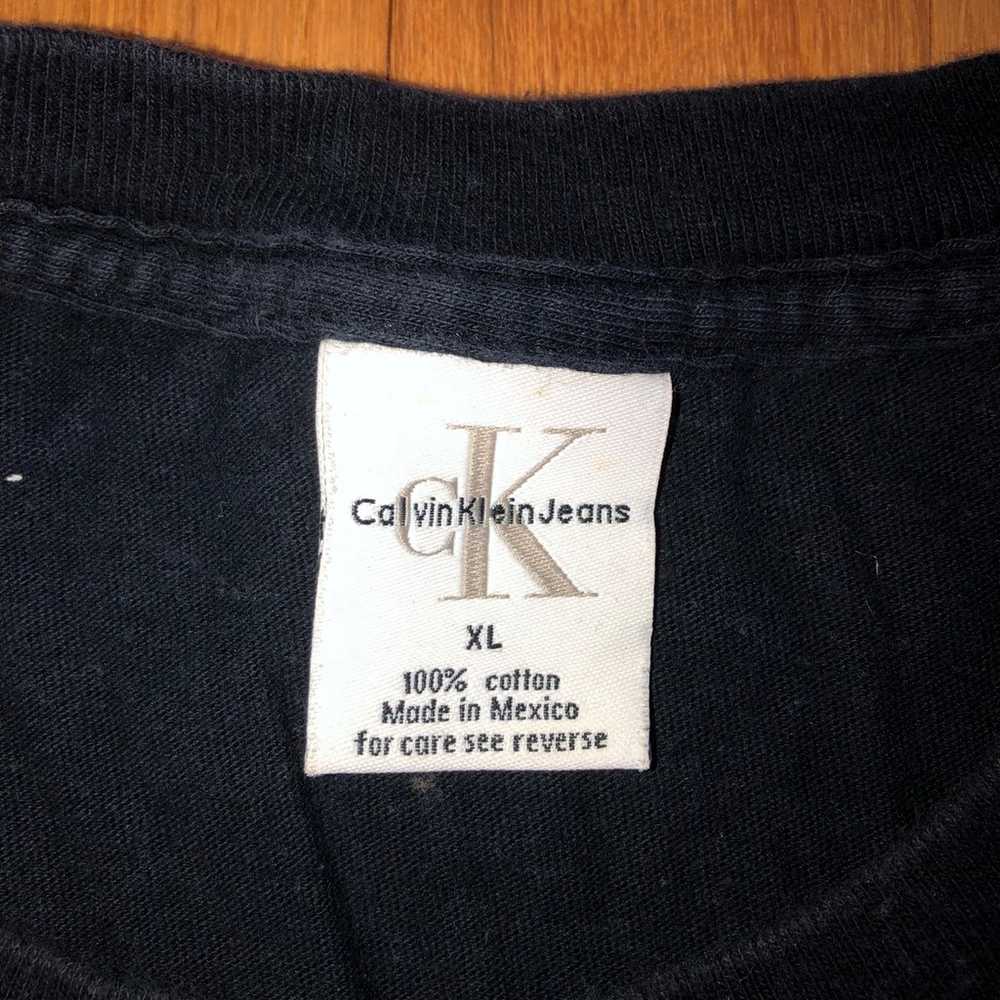 Y2K 2000s Calvin Klein Graphic T Shirt Size XL Bl… - image 4