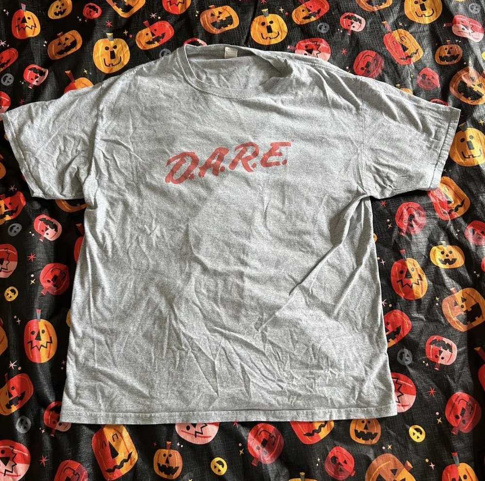 Fruit Of The Loom vintage D.A.R.E tee - image 1