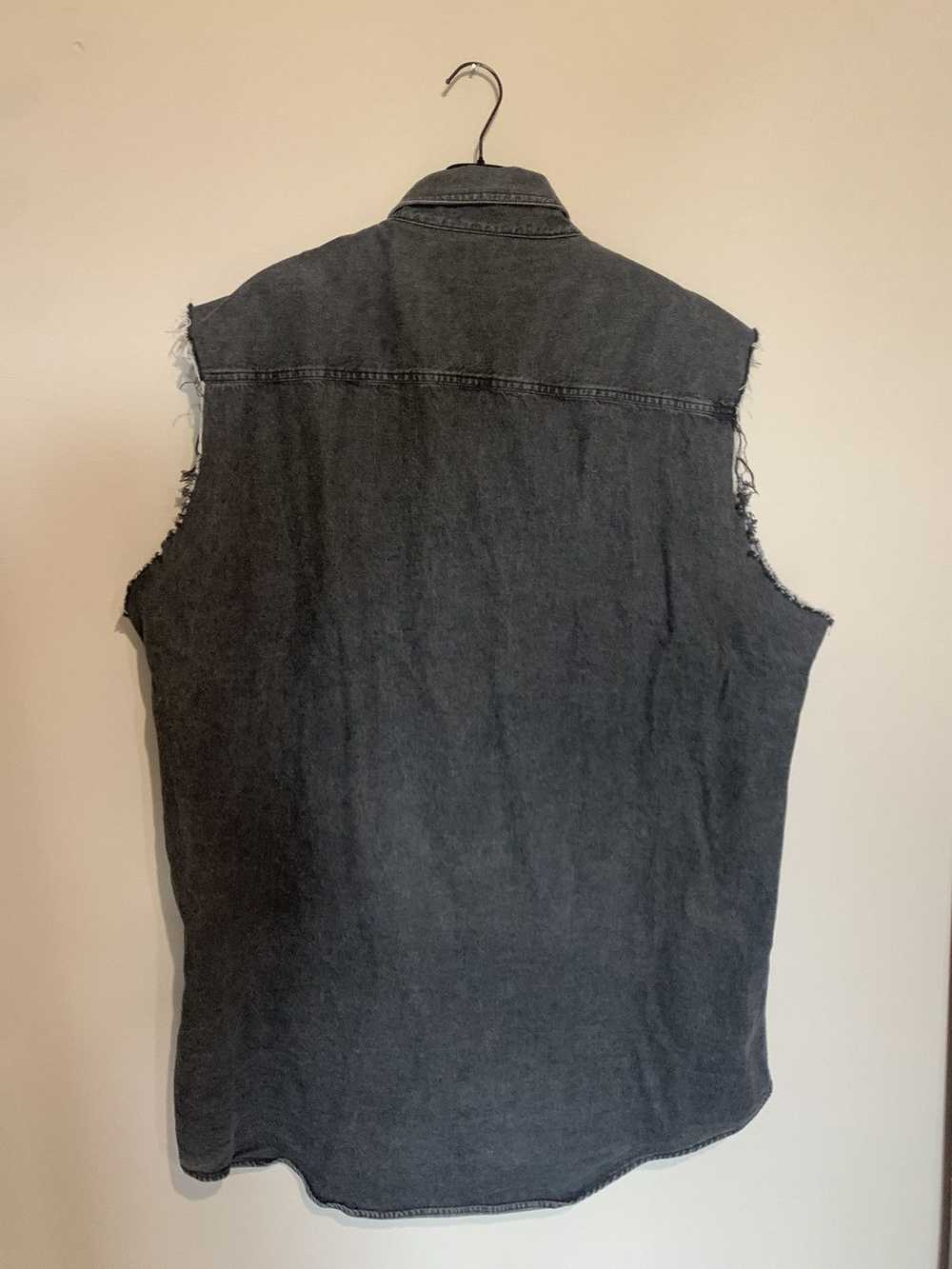 Balenciaga “Europe” Sleeveless Distressed denim s… - image 7