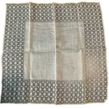 vintage  lace Hankie  detail - image 1