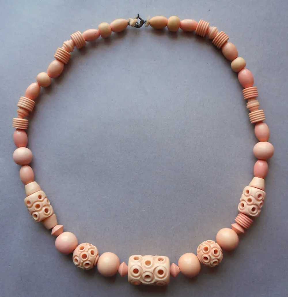 1930s Early Plastic Beads Necklace Peach Color Vi… - image 2