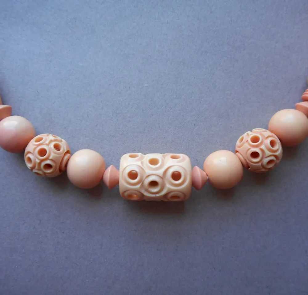 1930s Early Plastic Beads Necklace Peach Color Vi… - image 3