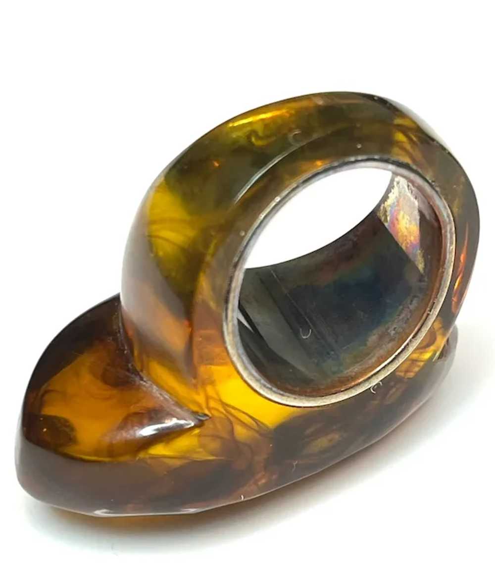 Vintage BCBG Maxazria Lucite Oversized Ring - image 3