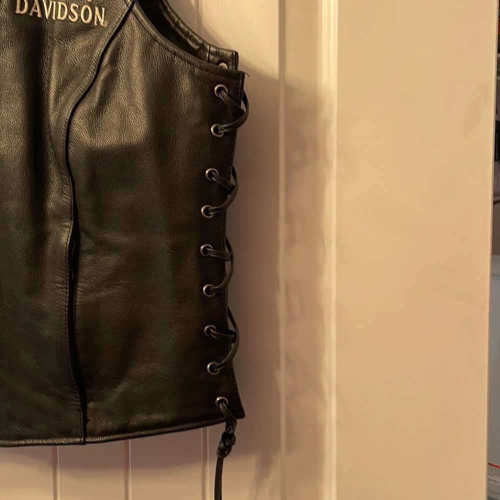 Women’s Harley-Davidon Motorcyle Leather Vest M - image 3