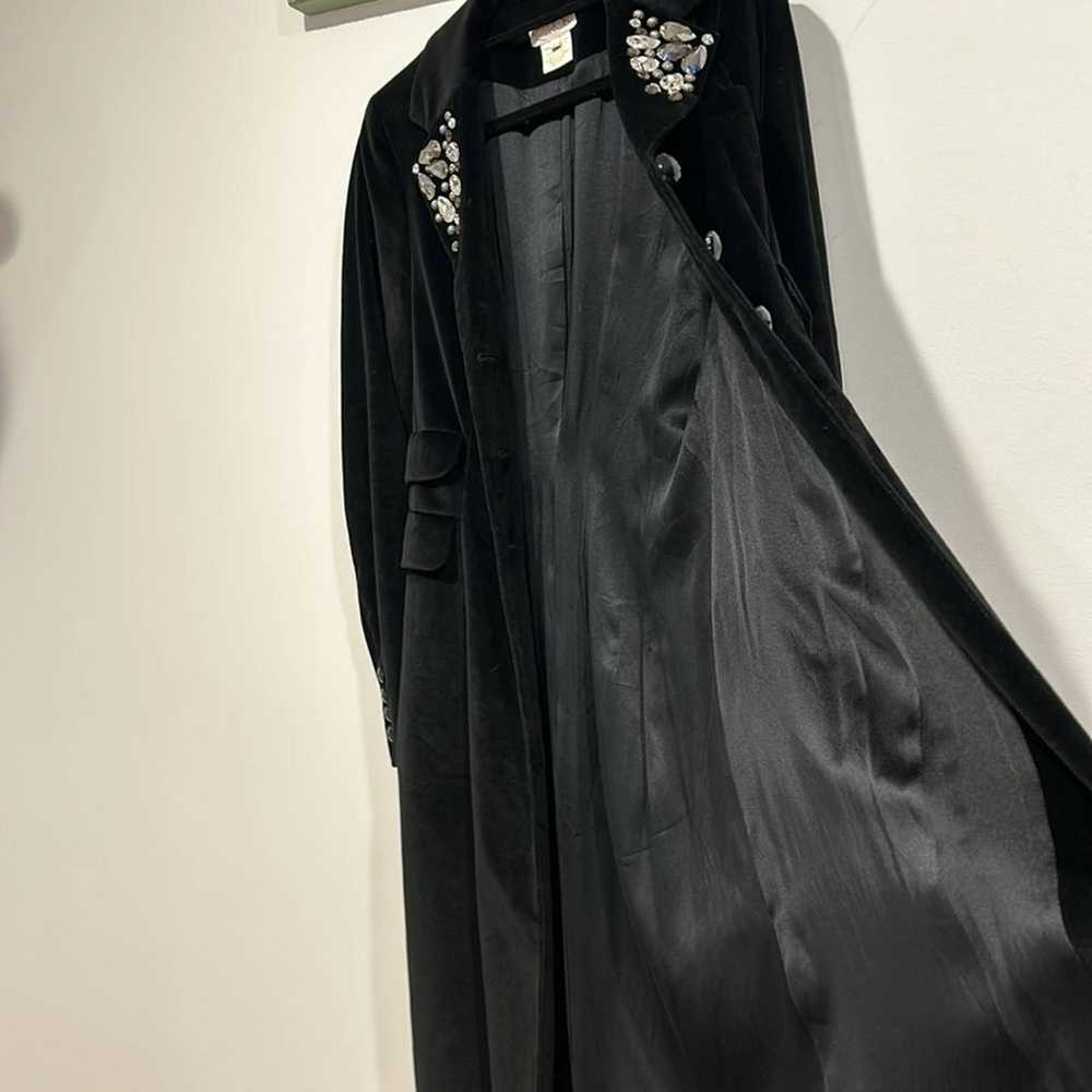 LaRok velvet black trench coat embellished jewel … - image 8