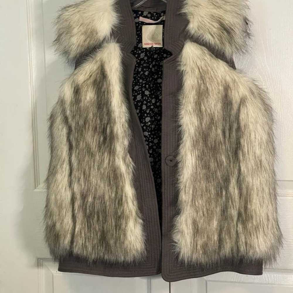 Rebecca Talylor Fab faux- fur vest ivory gray vest - image 4