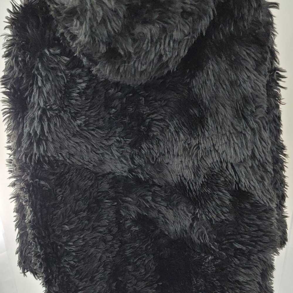 Adrienne Landau Black Modacrylic Hooded Jacket Mo… - image 2