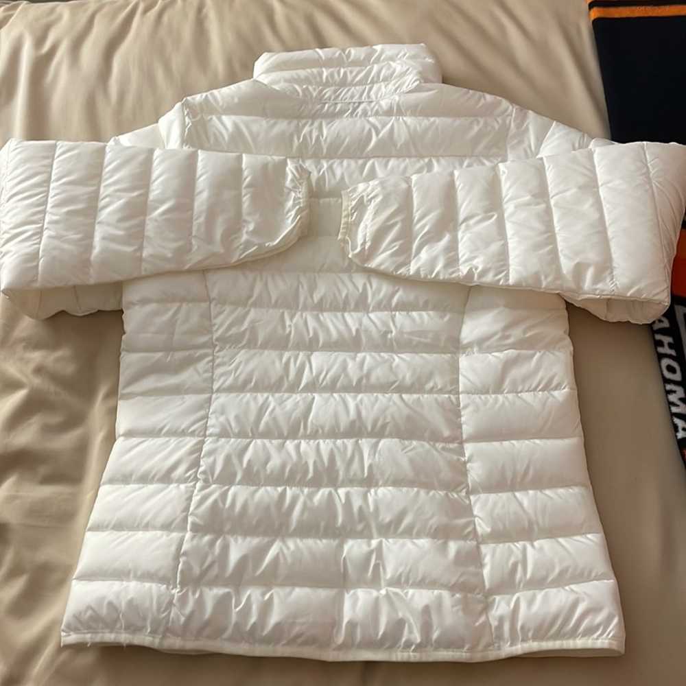 Small women’s Columbia puffer jacket - image 2