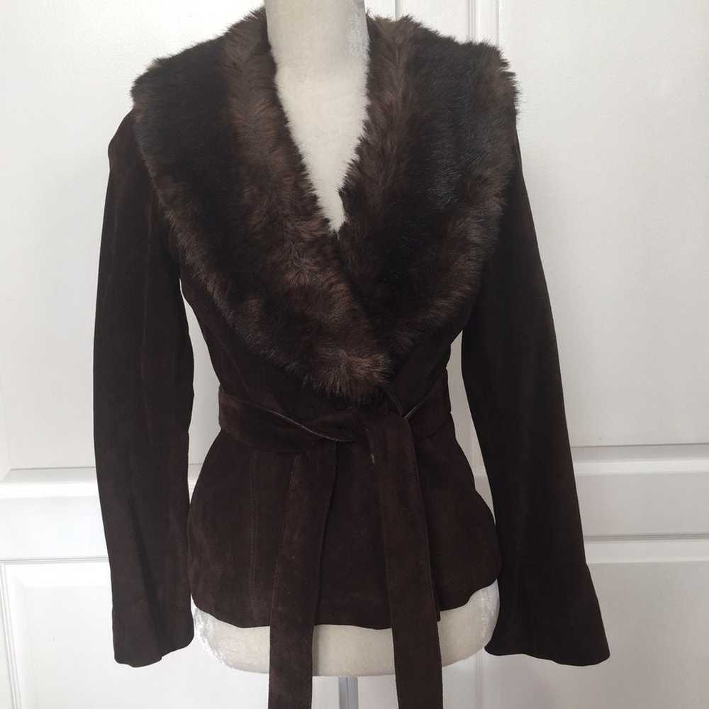 BCBG vintage brown suede jacket fur collar size s… - image 4