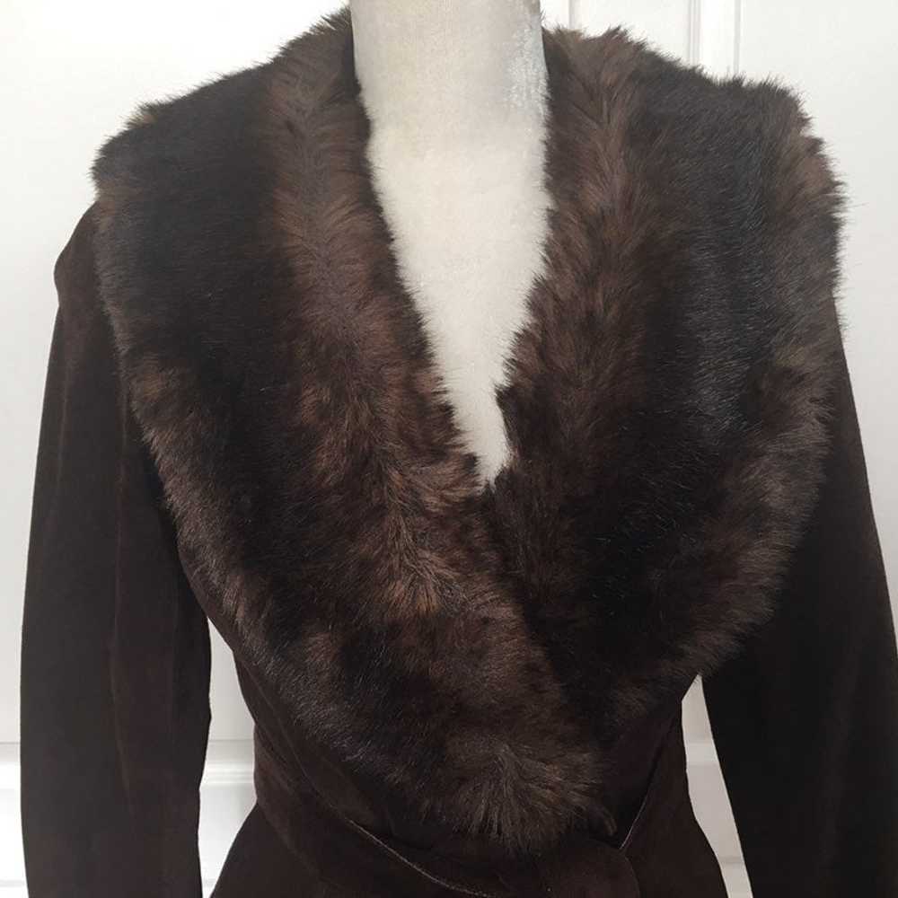 BCBG vintage brown suede jacket fur collar size s… - image 9