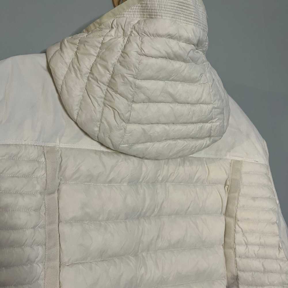 Kuhl spyfire hooded down parka jacket in white - image 11