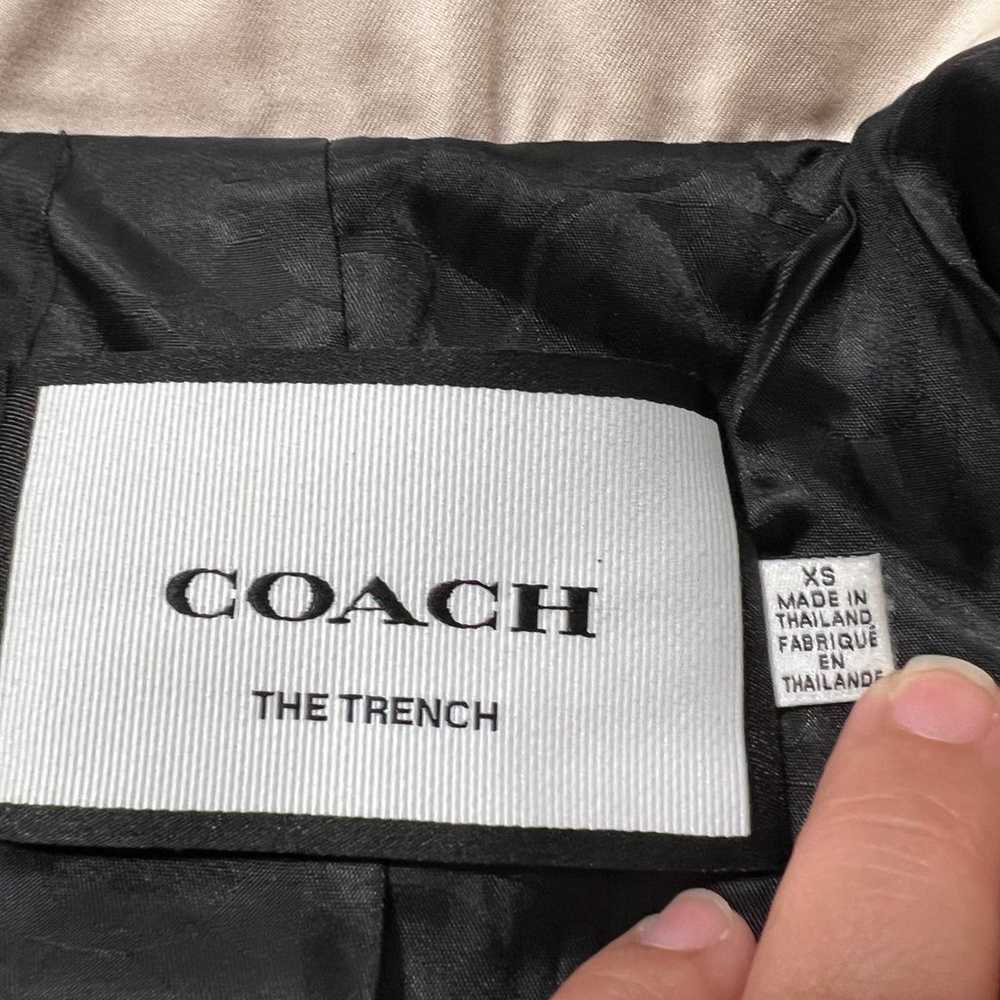 Coach Women’s Solid Short The Trench Coat Beige S… - image 6