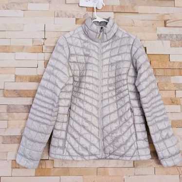 North Face Womens Silver Small Thermoball Jacket … - image 1