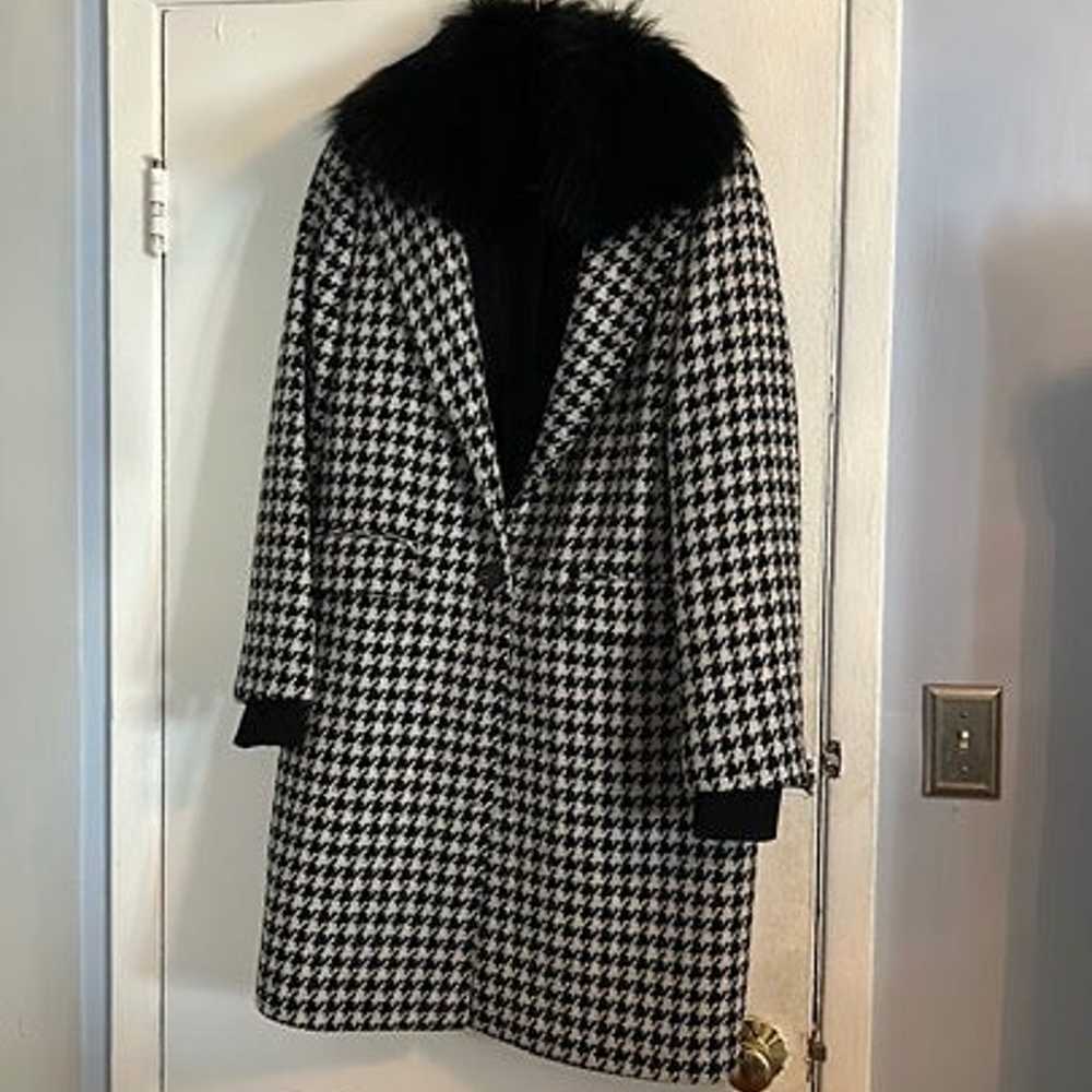 Dawn Levy Noelle Houndstooth Coat size Large - image 2
