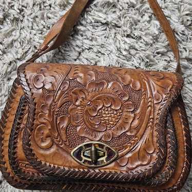 Gorgeous vintage leather handbag