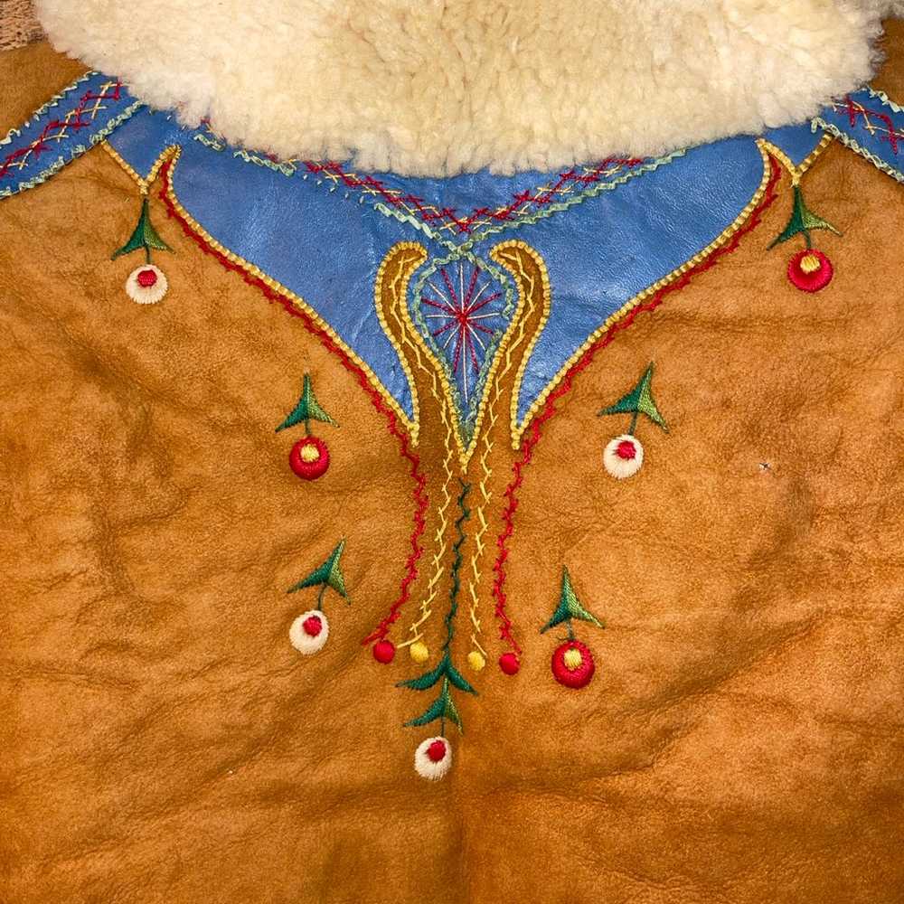 Vintage Poland embroidered shearling coat - image 7