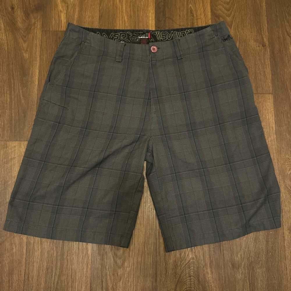 Quicksilver plaid shorts - image 2