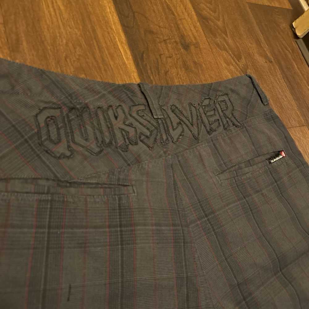 Quicksilver plaid shorts - image 3