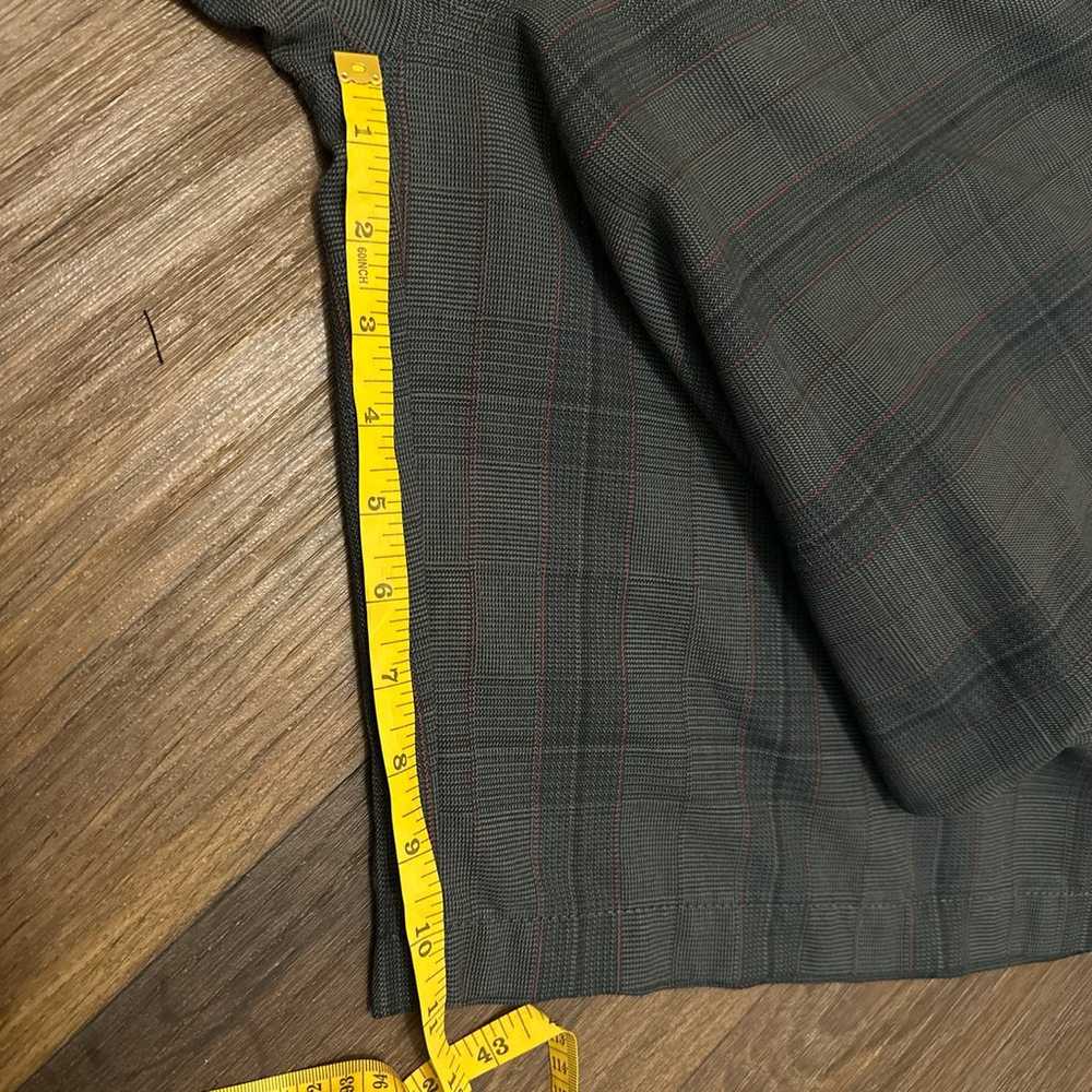 Quicksilver plaid shorts - image 6