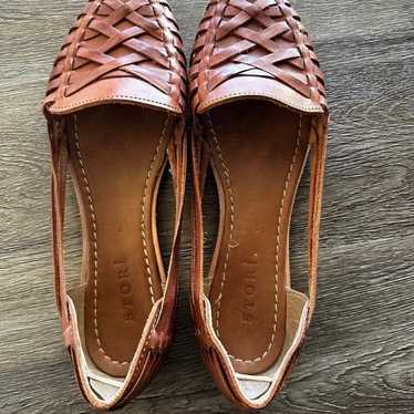 Stori huarache sandals
