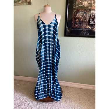 LOVESTITCH Maxi Dress Blue And White Tye Dye Rela… - image 1