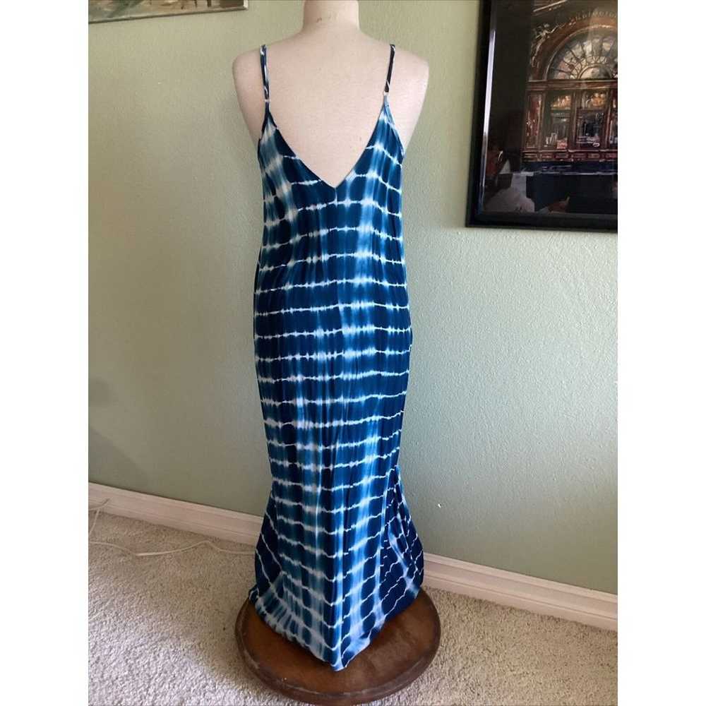 LOVESTITCH Maxi Dress Blue And White Tye Dye Rela… - image 2