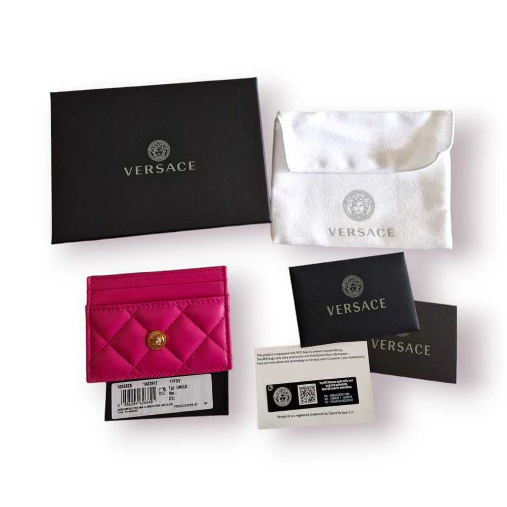 Versace La Medusa leather card wallet - image 3