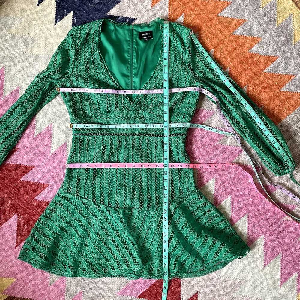 Bardot Dress Womens 10 Green Ruth Lace Fit and Fl… - image 5