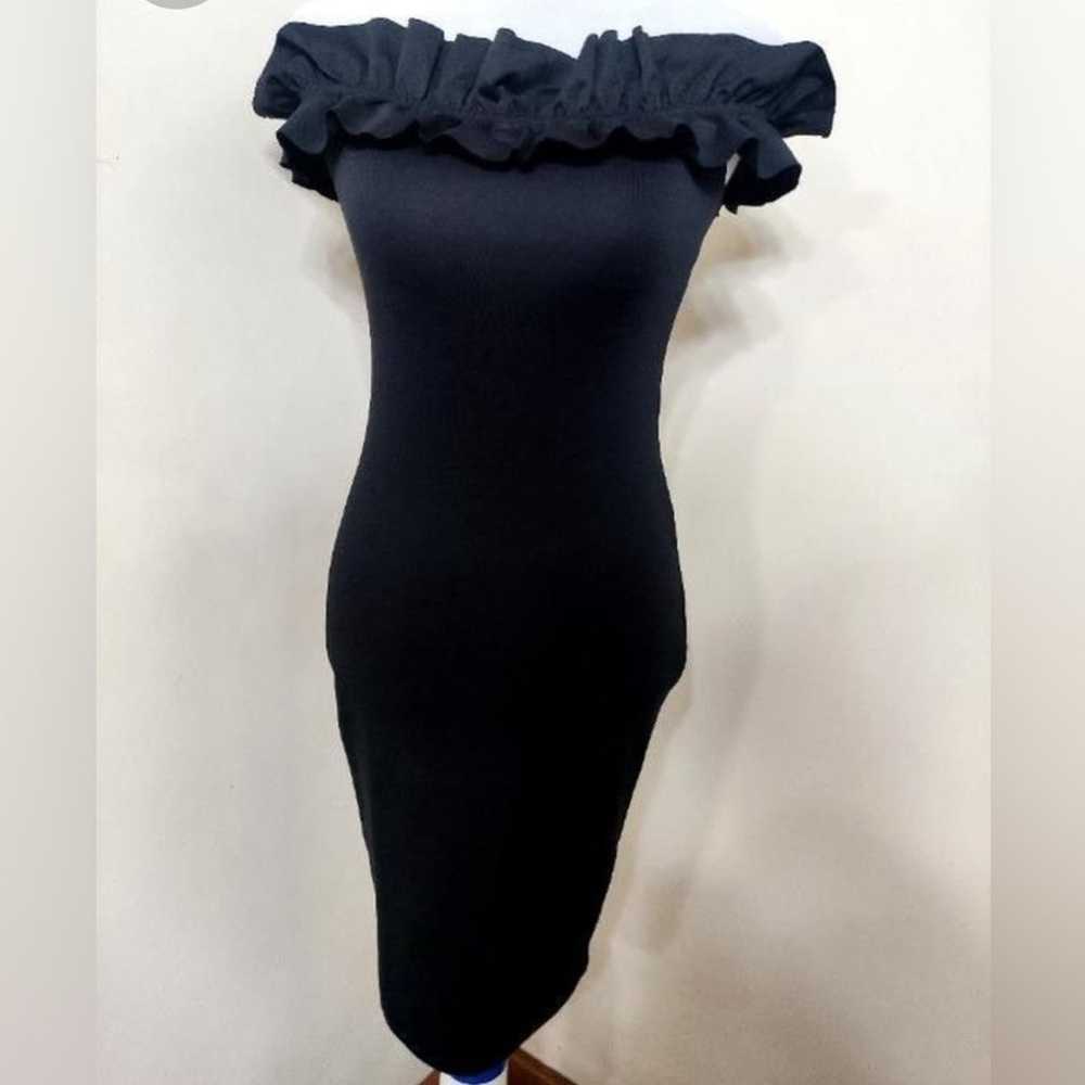 Zara black ruffle off the shoulder midi body con … - image 3