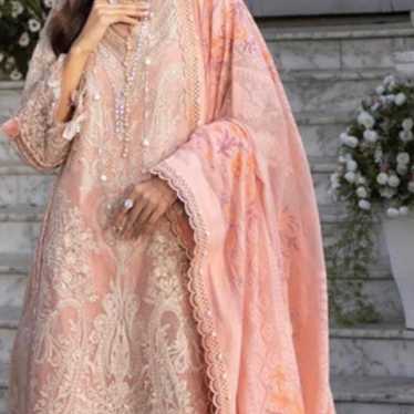 Pakistani dresses Sana safinaz