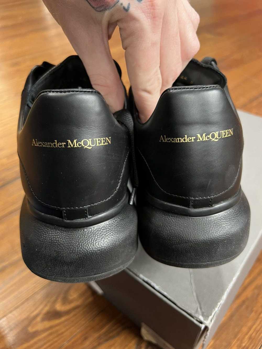 Alexander McQueen Alexander McQueen Oversized Bla… - image 4