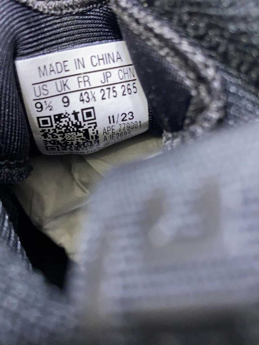 Men 9.5US Adidas Harden Volume 8/High Cut Sneaker… - image 5