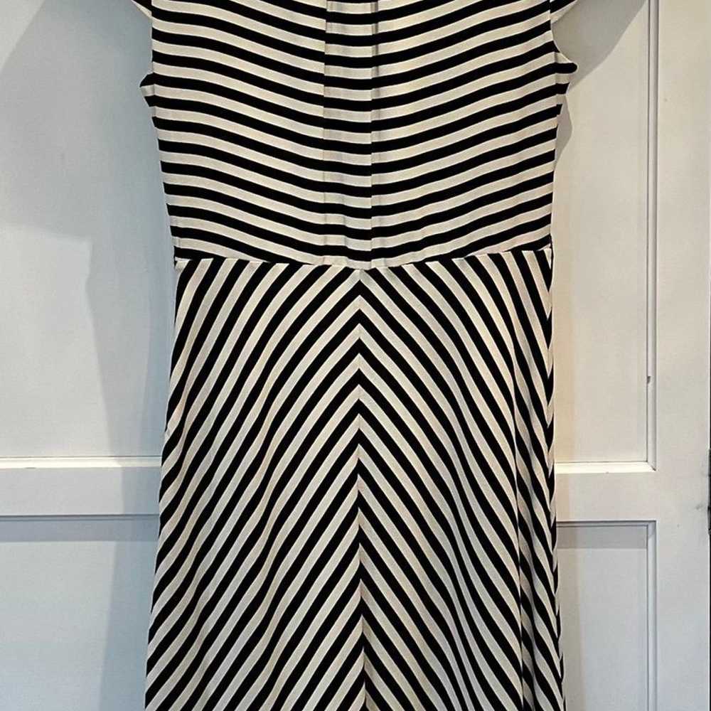 Kate Spade Silk Dress - Women’s size 8 - image 3
