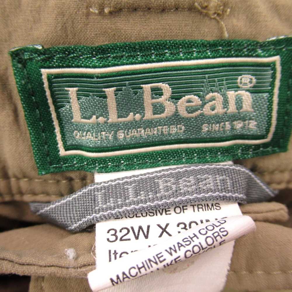 Vintage LL Bean Shorts Mens 32X10 Pockets Lightwe… - image 3