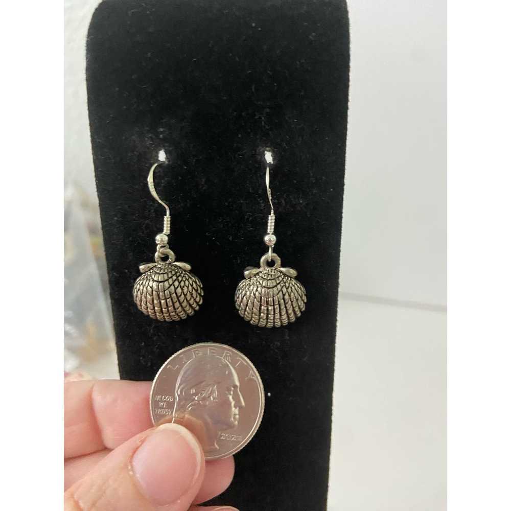 Handmade Cute Upcycled seashell earrings silver t… - image 2
