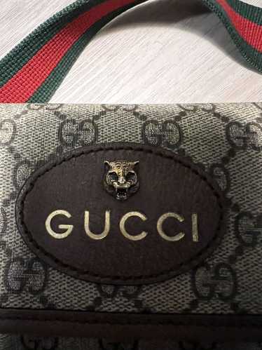 Gucci NEO VINTAGE GG SUPREME BELT BAG