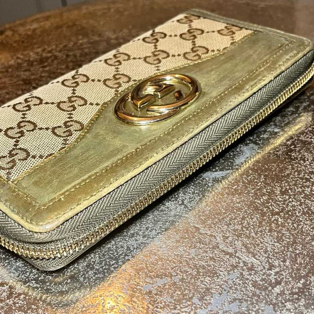 Gucci Leather wallet - image 12
