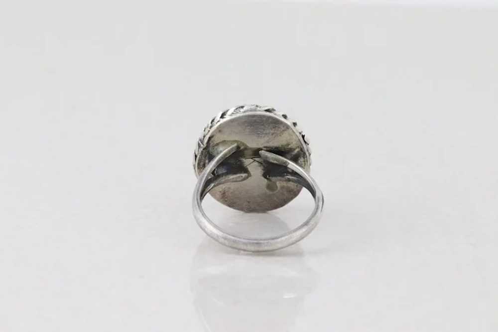 Sterling Silver White Shell Ring size 6 1/4 - image 7