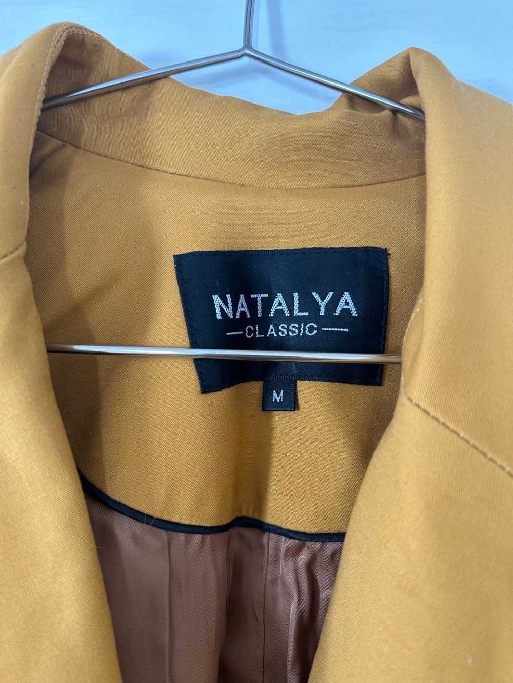 Natalya Classic Vintage Belted Trenchcoat (M) |… - image 3
