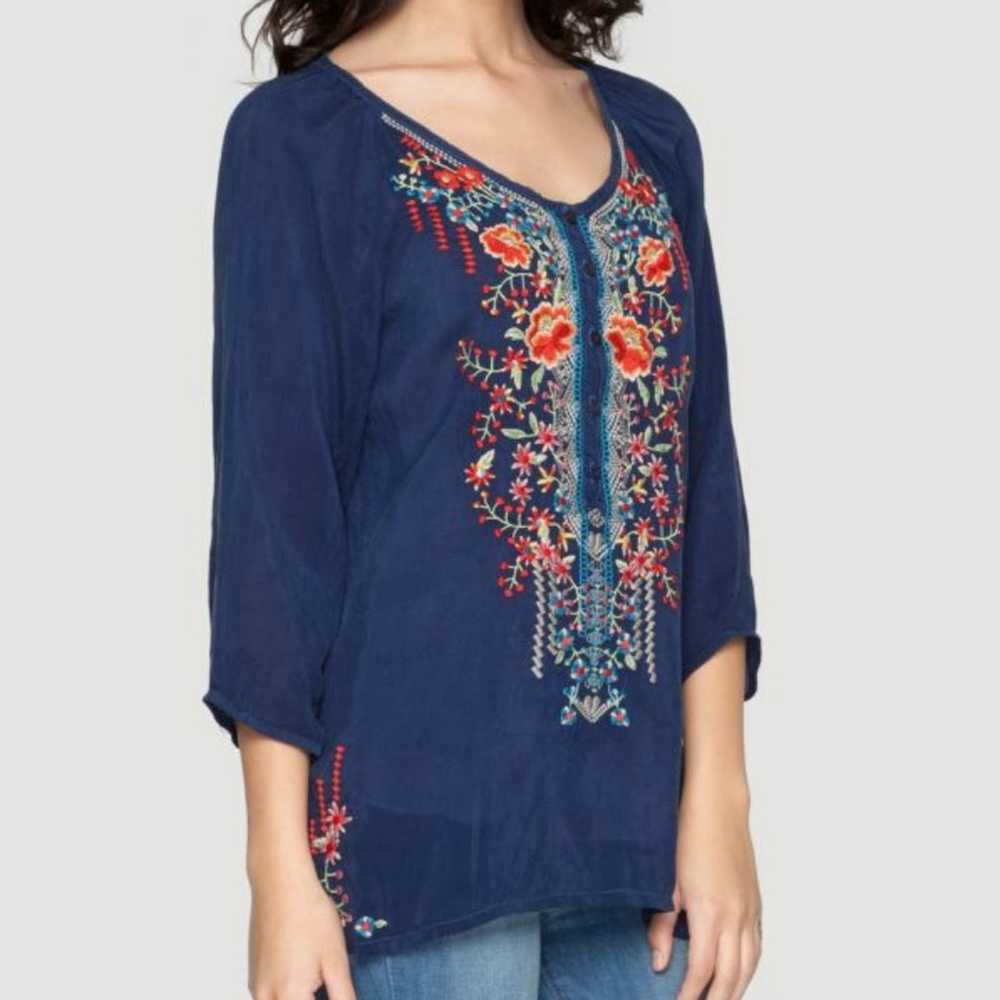 JOHNNY WAS Women's Olivia Blouse Blue Embroidered… - image 2
