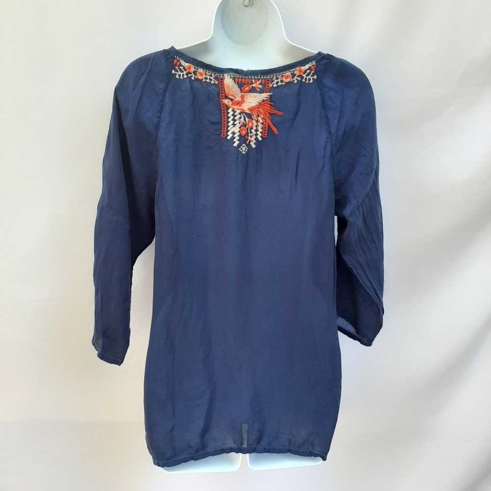 JOHNNY WAS Women's Olivia Blouse Blue Embroidered… - image 4