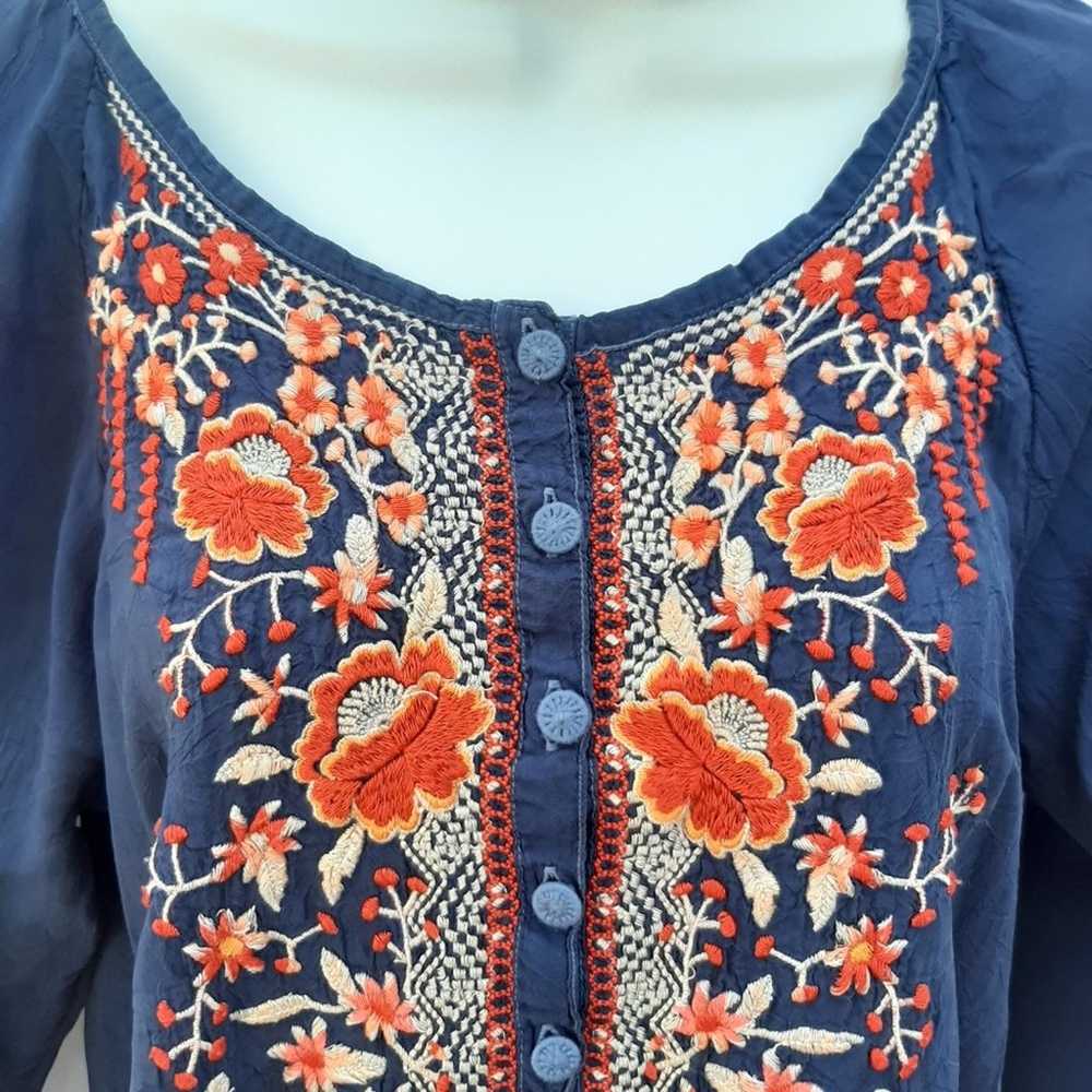 JOHNNY WAS Women's Olivia Blouse Blue Embroidered… - image 5